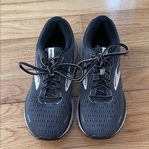 Brooks Women’s  Gray Athletic Shoes